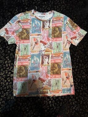 GUESS Mens Postcard Graphic Ticket-Print Tee Streetwear Y2K